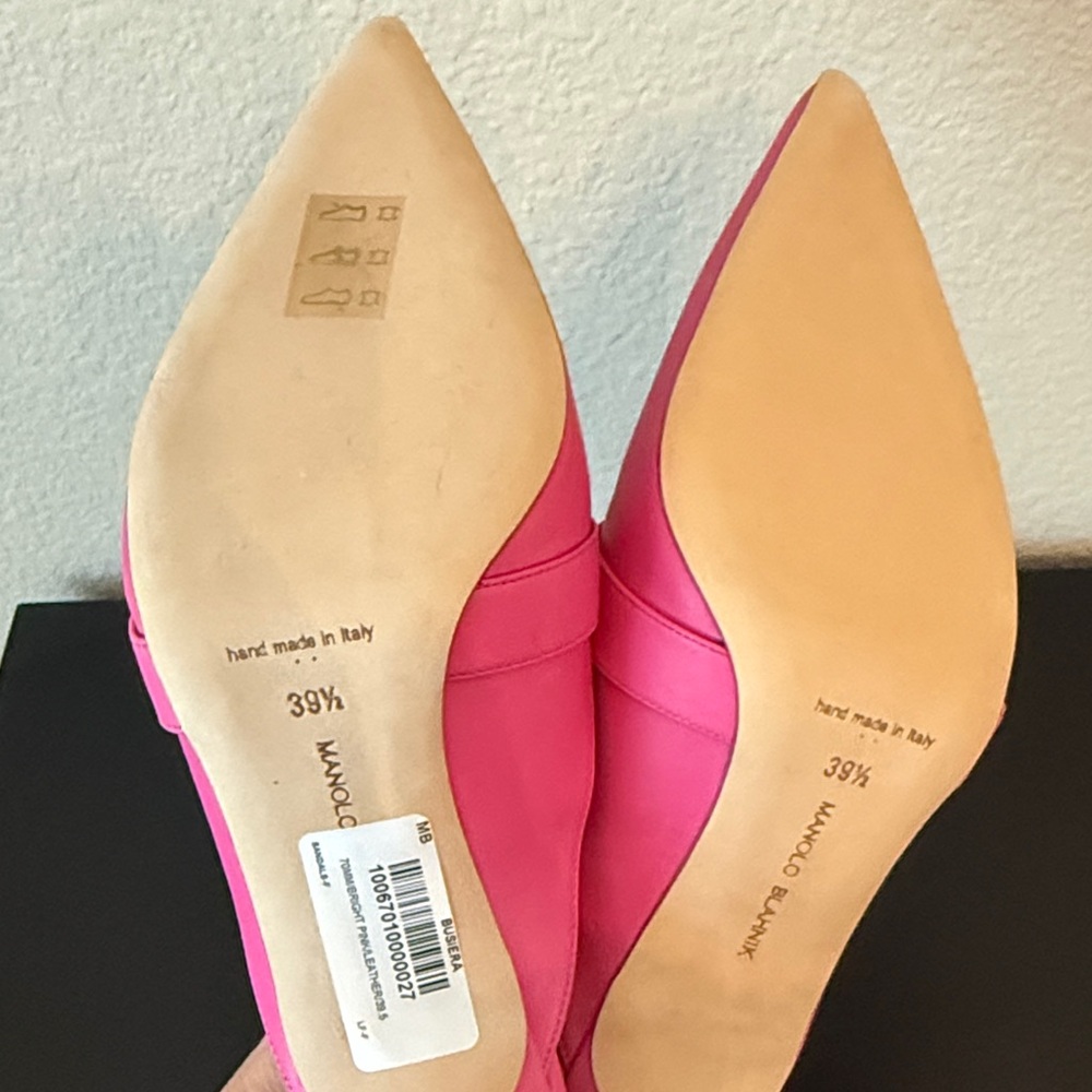 Manolo Blahnik Fuchsia Mules with Silver Buckle - Picture 11 of 15